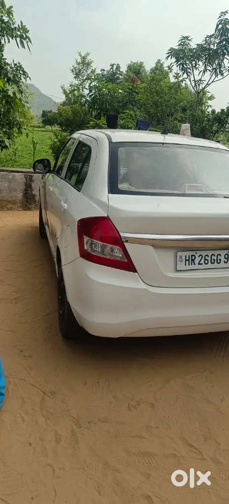 Maruti Suzuki Dzire 2016 Cng & Petrol 92000 Km Driven