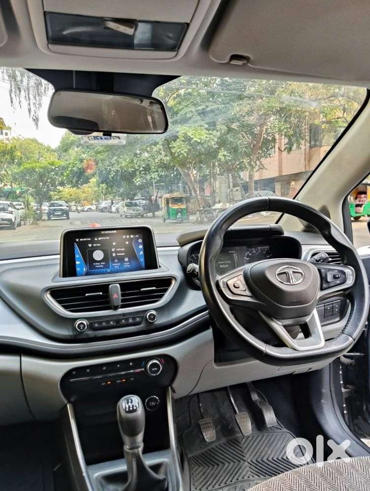 Tata Altroz Xz, 2020, Petrol