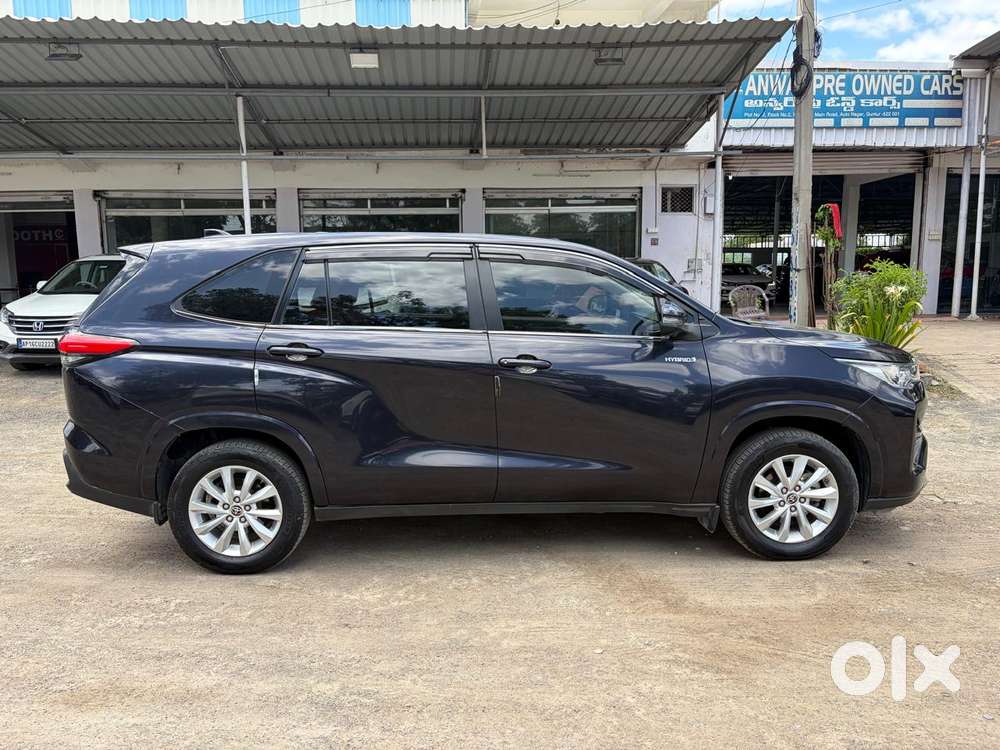 Toyota Innova Hycross 2.0 Vx Hybrid 7 Str, 2023, Diesel
