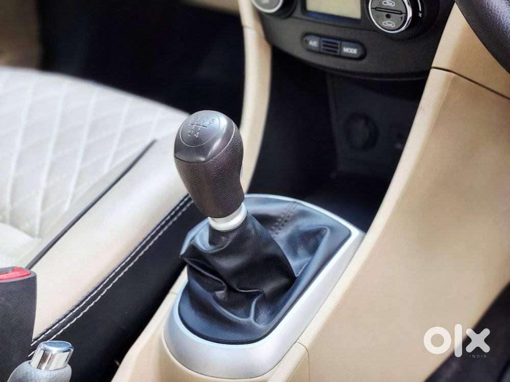 Hyundai Fluidic Verna 1.6 Vtvt Sx, 2015, Petrol