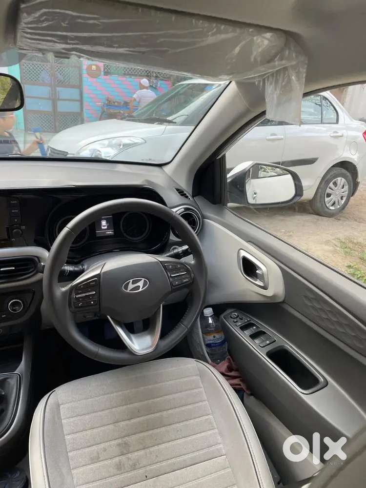 Grand I10 Nios Asta White Colour