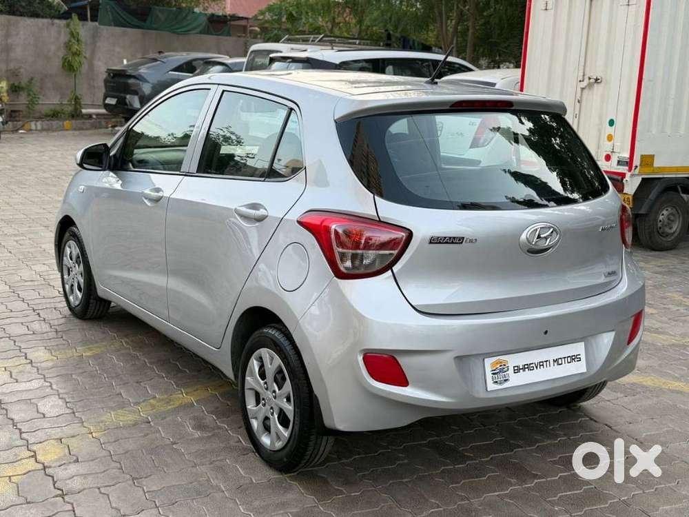 Hyundai Grand I10 1.2 Sportz At, 2016, Petrol