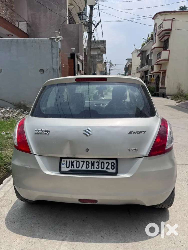 Maruti Suzuki Swift 2015 Diesel 88000 Km Driven
