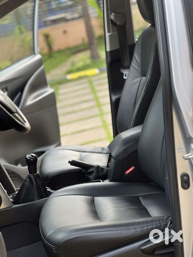 Toyota Innova Crysta 2.4 Gx Mt, 2016, Diesel