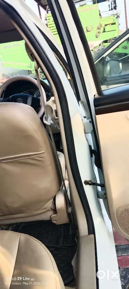 Maruti Suzuki Ciaz 2015 Diesel 124000 Km Vdi+ Shvs Hybrid