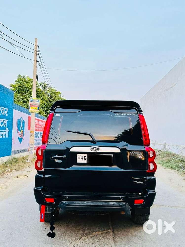 Mahindra Scorpio 2021 Diesel Well Maintained