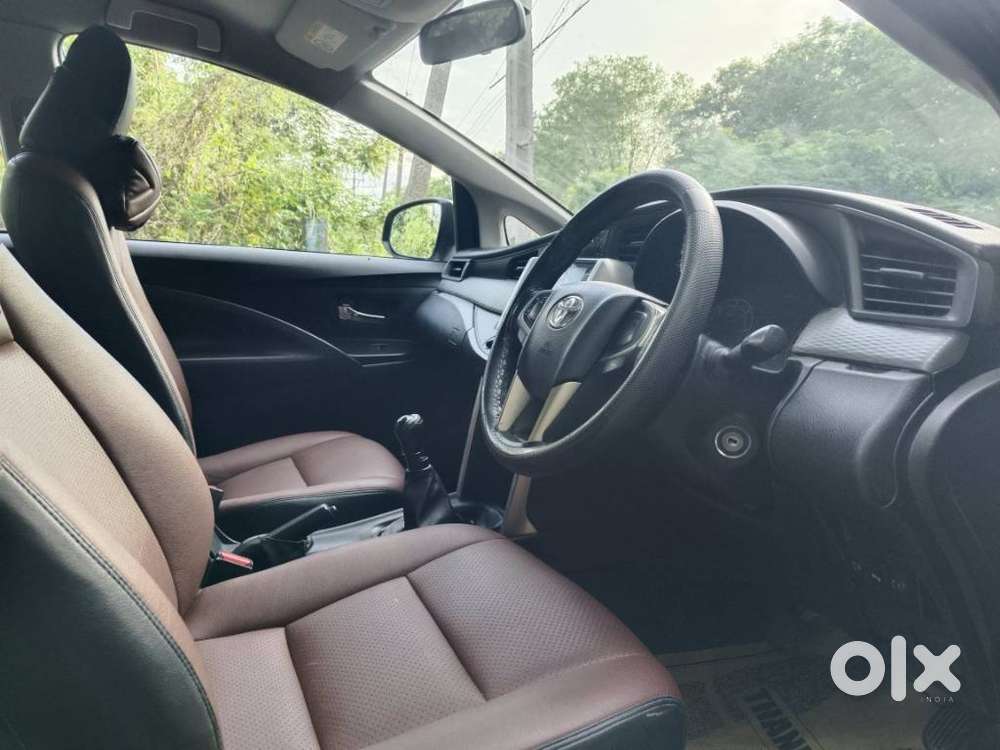 Toyota Innova Crysta 2.4 G Mt 8s, 2021, Diesel