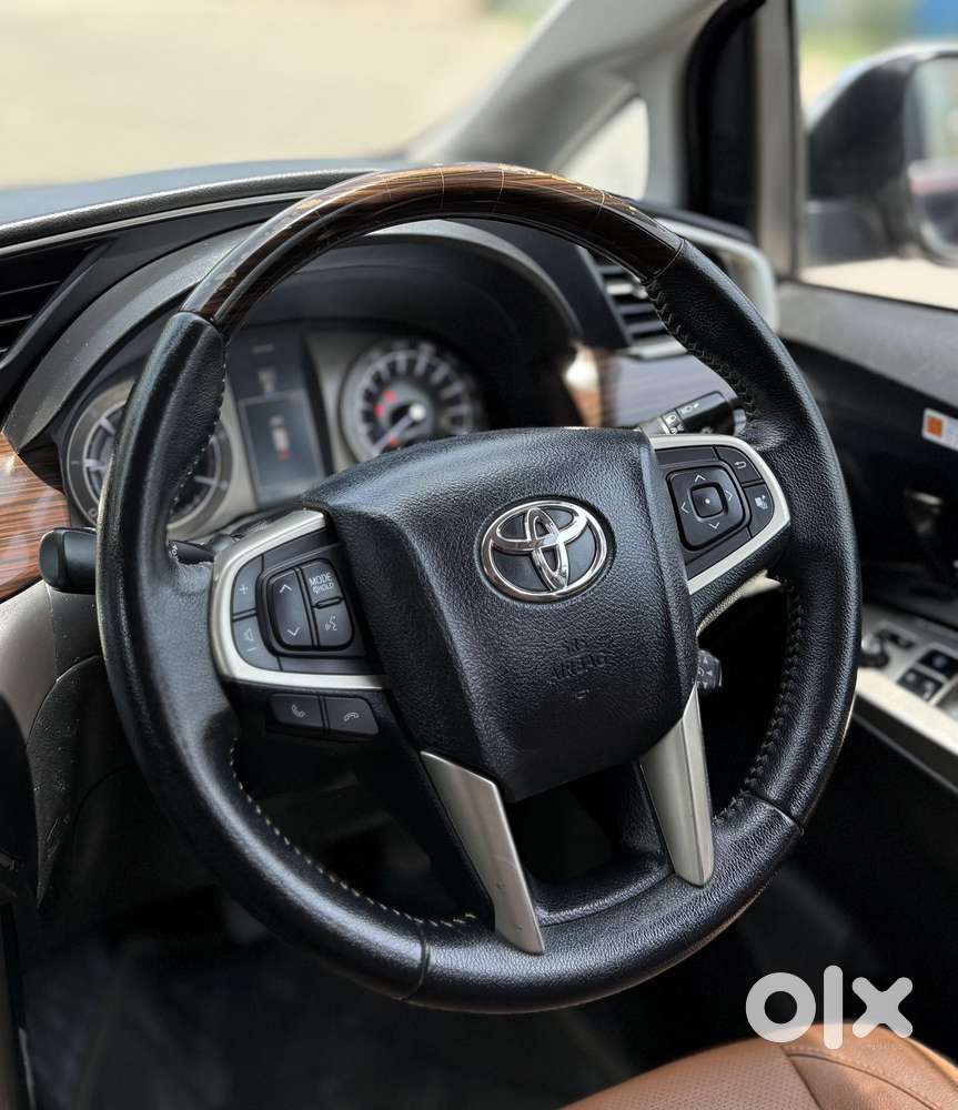 Toyota Innova Crysta 2.4 Z 7 Str, 2022, Diesel
