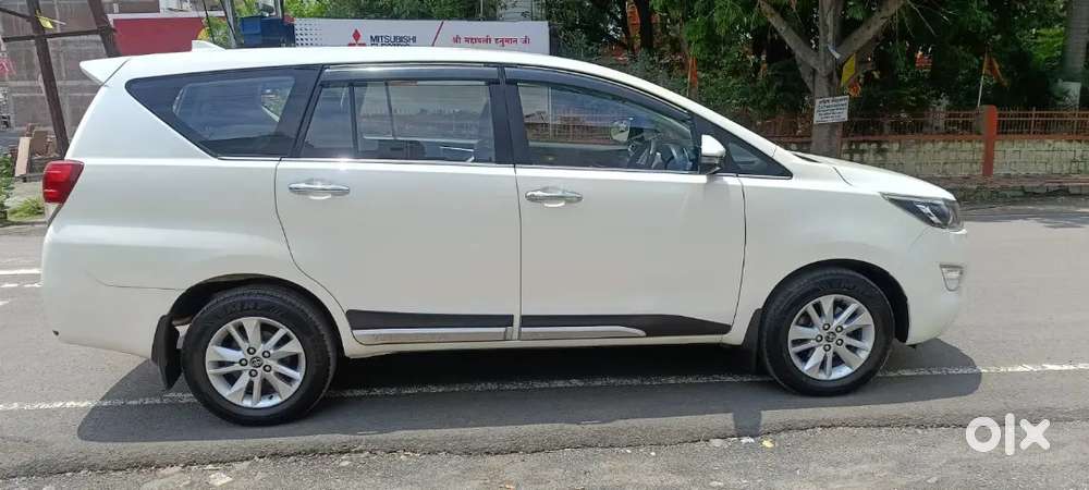 Toyota Innova Crysta 2019