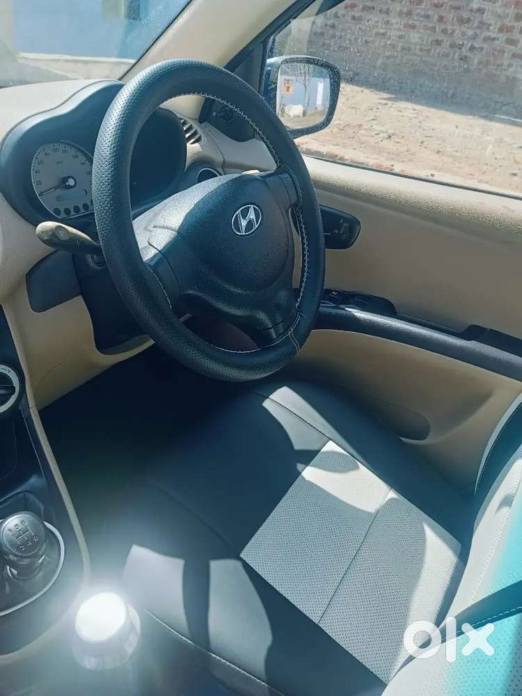 Hyundai I10 Magna Petrol 2010 मैन्युअल