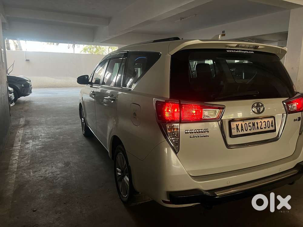 Toyota Innova Crysta 2018 Diesel Well Maintained