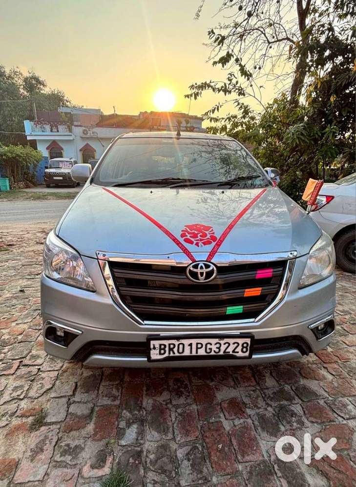 Toyota Innova 2.5 G (diesel) 8 Seater, 2016, Diesel