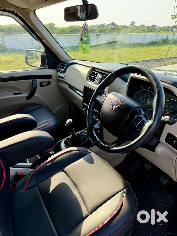 Mahindra Scorpio Classic 2.2 S 11 Mt 7 Str, 2025, Diesel