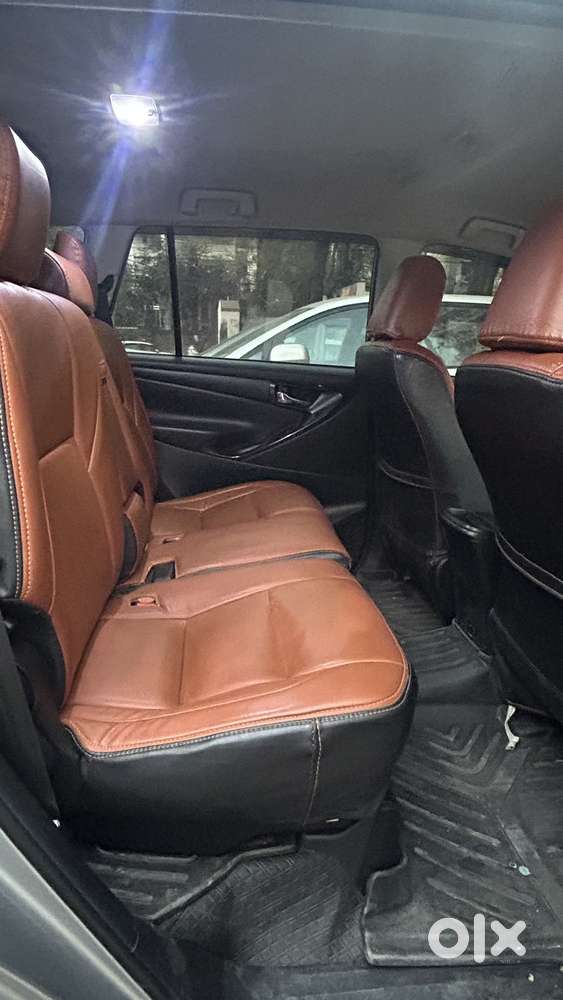 Toyota Innova Crysta [2020-ongoing] 2.4 Gx At 8 Str, 2020, Diesel