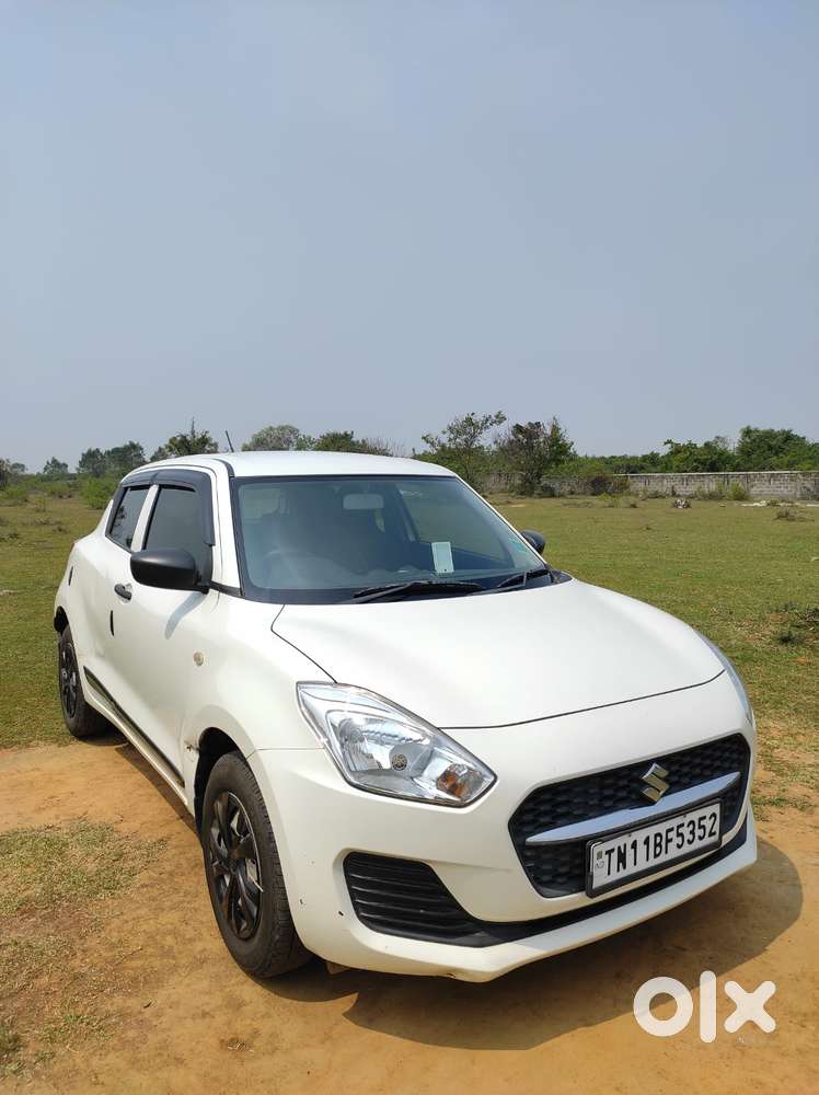 Maruti Suzuki Swift Vxi + Manual, 2023, Petrol
