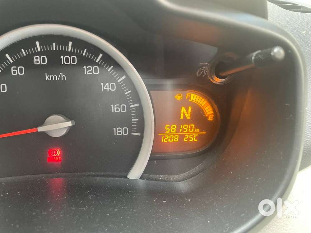 Maruti Suzuki Celerio Vxi Amt | 2016 | Petrol | Automatic