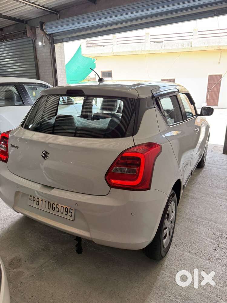 Maruti Suzuki Swift Vxi Optional, 2024, Petrol