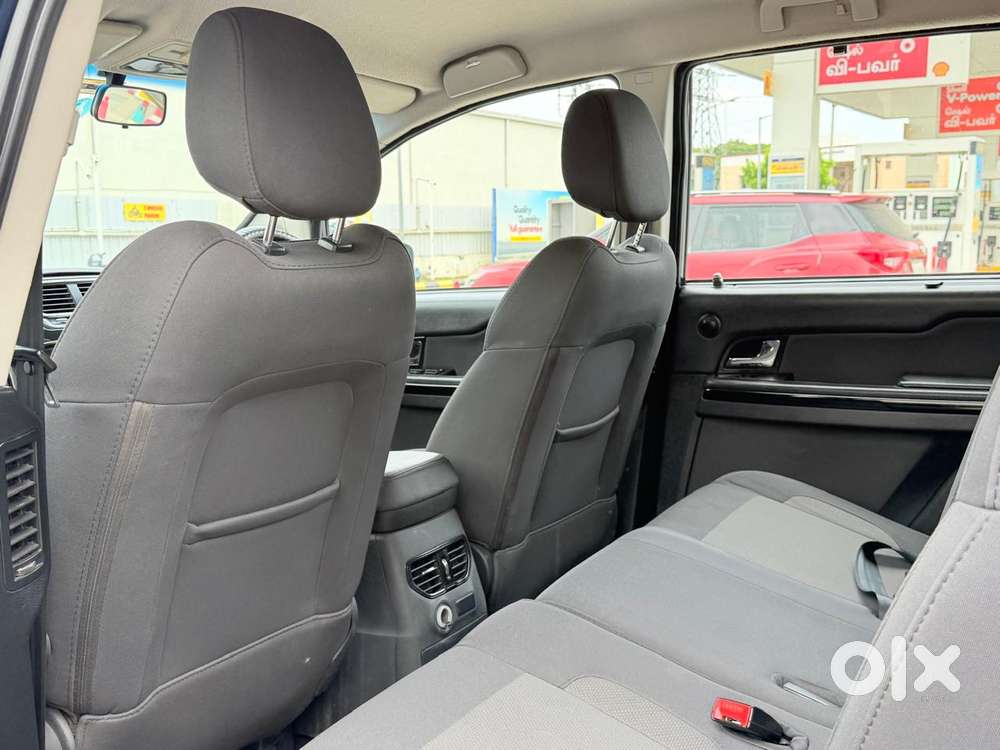 Tata Hexa Xe, 2018, Diesel