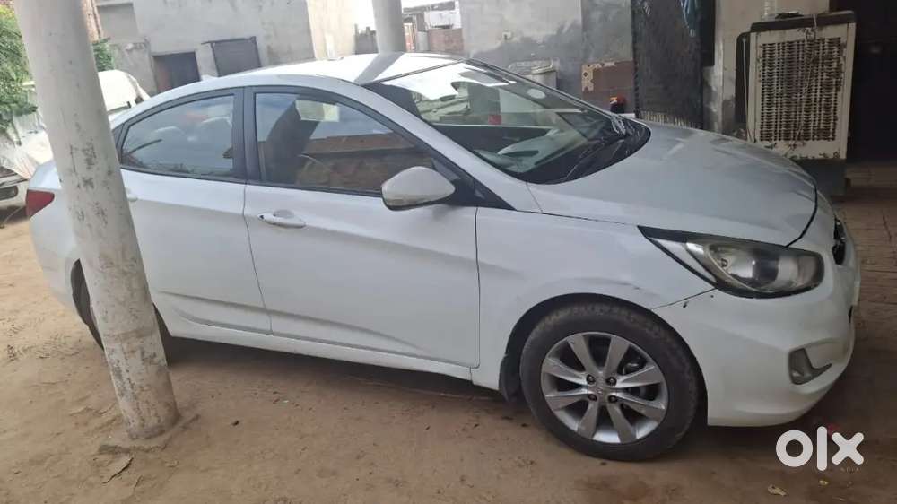 Hyundai Verna 2013 Diesel 90500 Km Driven