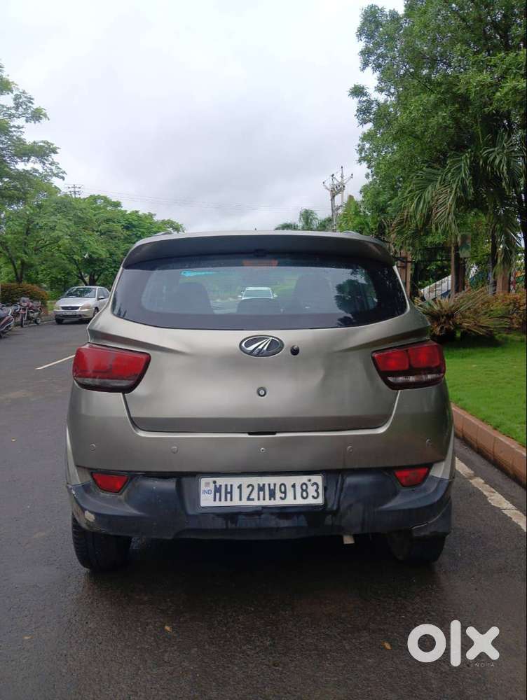 Mahindra Kuv 100 K8
