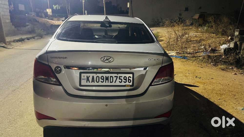 Fluidic Verna 1.6 Sx(o) Automatic Diesel Sleek Silver