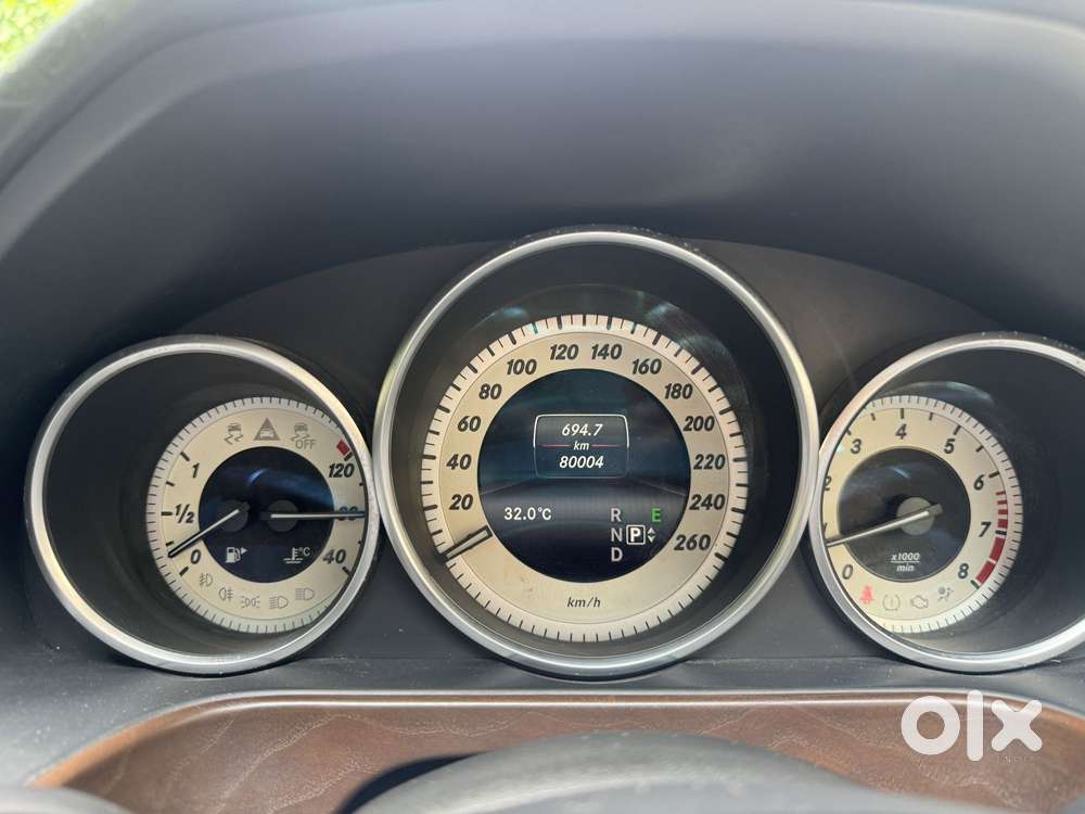 Mercedes-benz E-class E 200 Cgi Avantgarde, 2014, Petrol