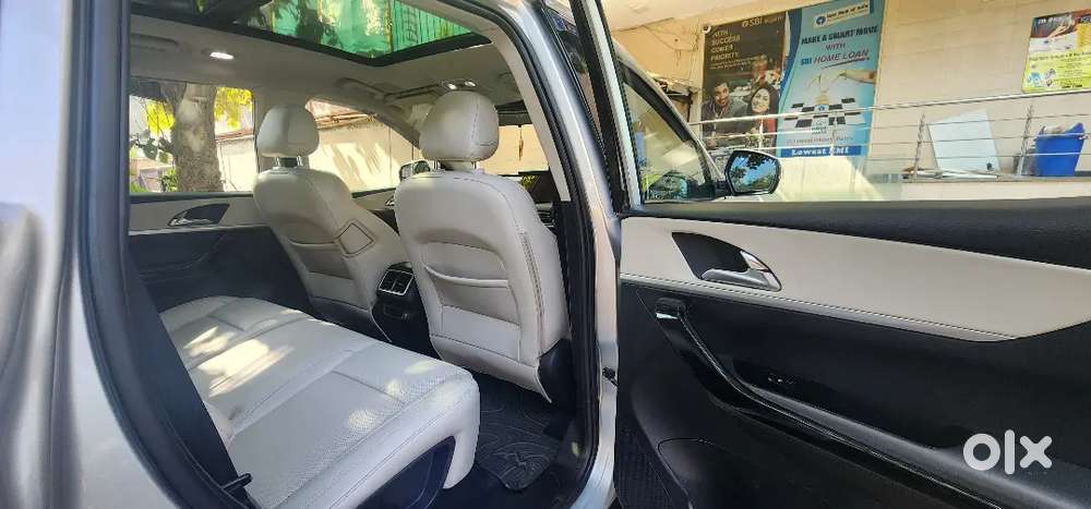 Mahindra Xuv700 2022 Diesel 35500 Km Driven