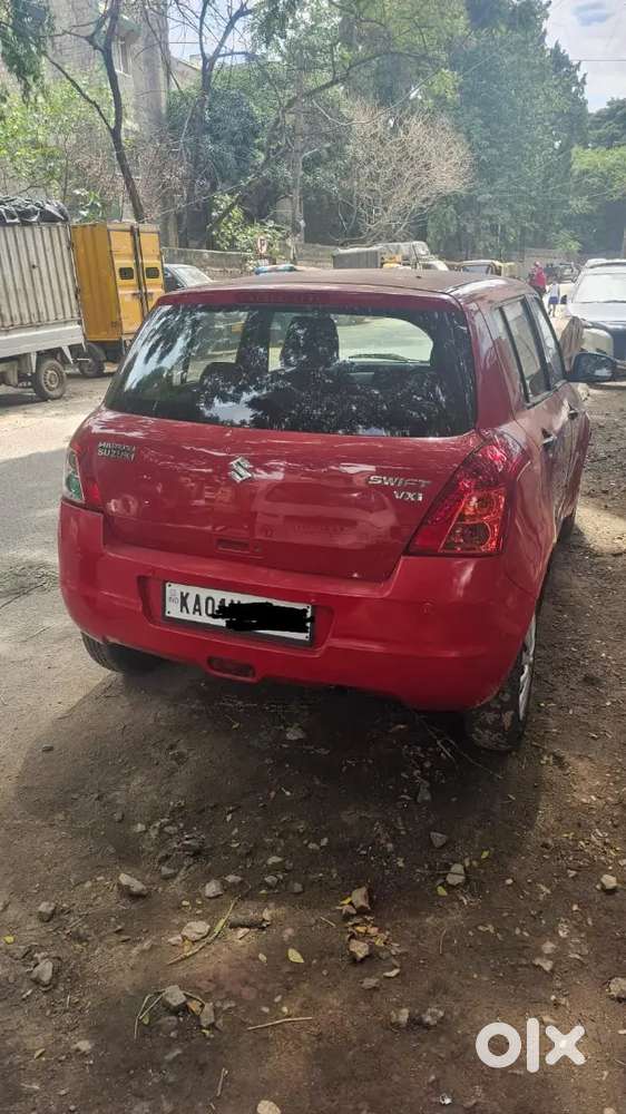 Maruti Suzuki Swift 2011 Petrol Manual