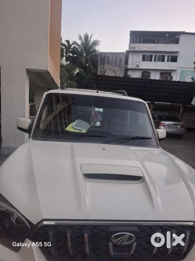 Scorpio Sell At Rs.700000