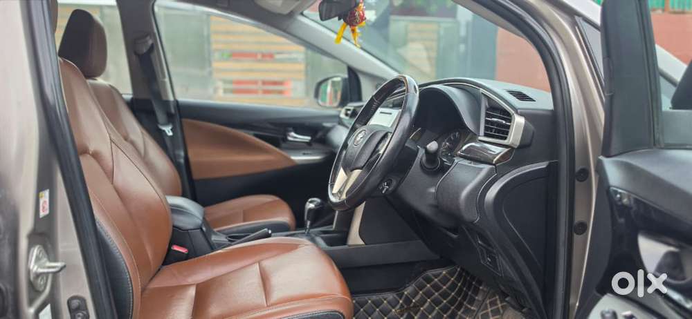 Toyota Innova Crysta 2.8z Automatic, 2018, Diesel