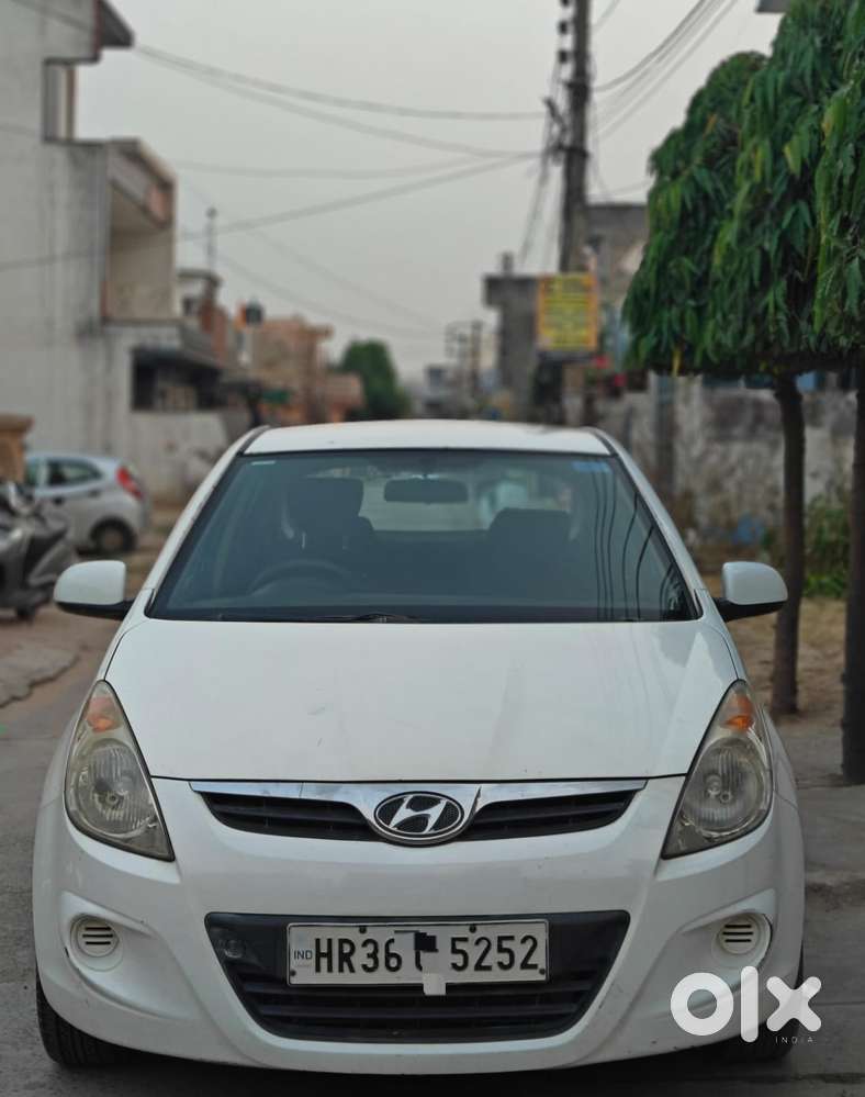 Hyundai I20 Magna 1.2 Vtvt, 2011, Petrol