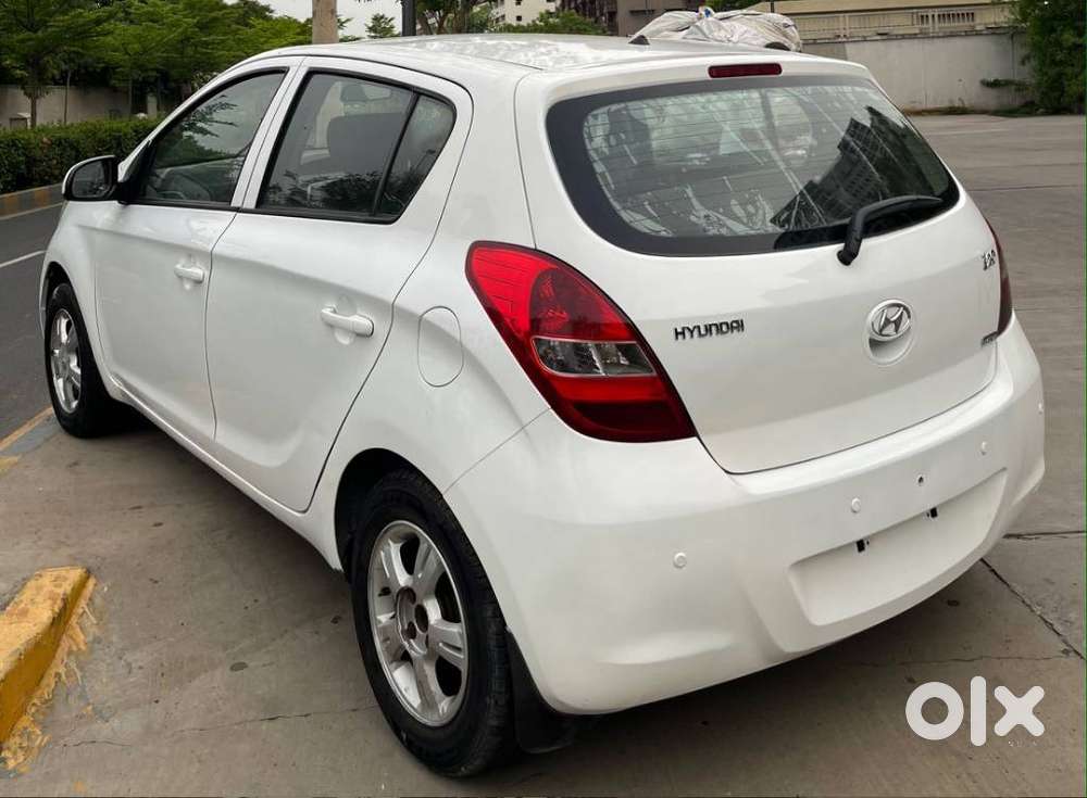 Hyundai I20 1.2 Asta, 2011, Cng & Hybrids