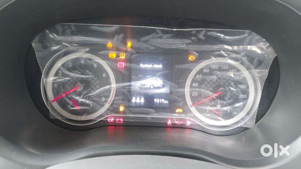 Hundai Aura S Model With Petrol And Cng Just 4 Month Used