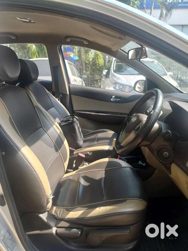 Hyundai I20 1.4 Asta 2010 Model