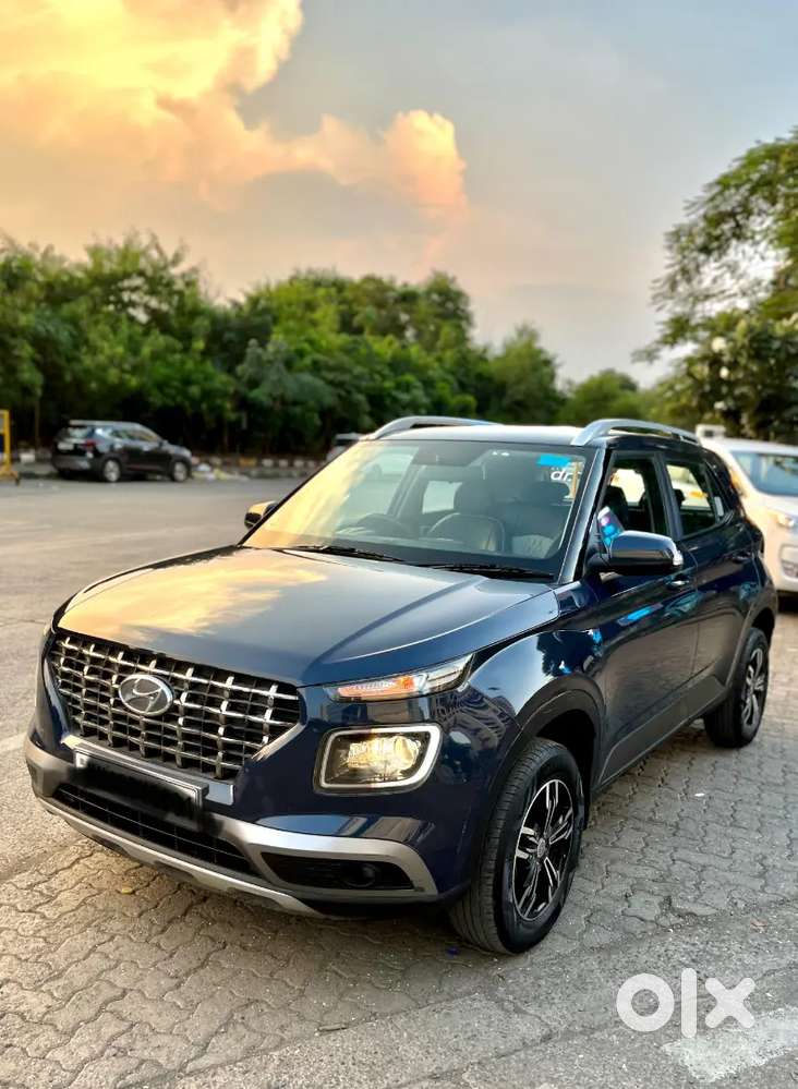Hyundai Venue 1.2 S 2021 Petrol Manual 2022 Ragistration