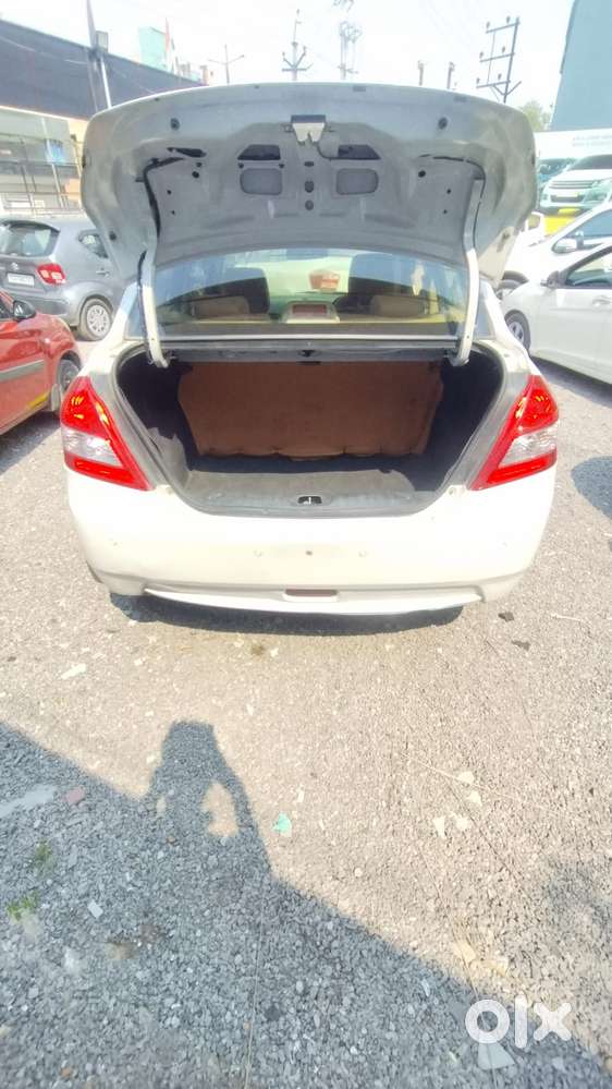 Maruti Suzuki Swift Dzire, 2013, Petrol