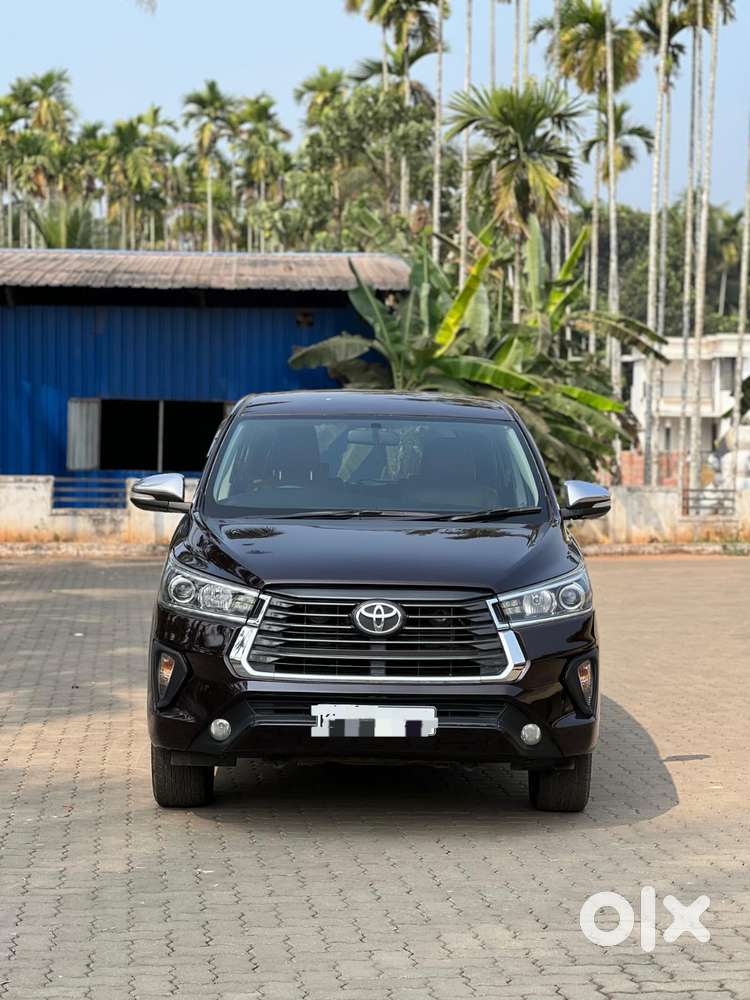 Toyota Innova Crysta 2.8 Z, 2016, Diesel