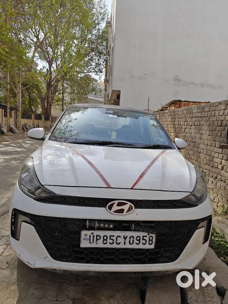 Hyundai Aura 2025 Cng & Hybrids Well Maintained