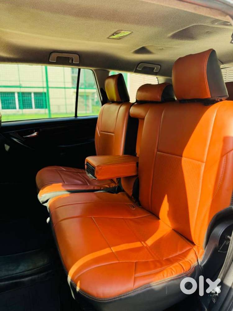 Toyota Innova Crysta 2.4 G Mt, 2019, Diesel