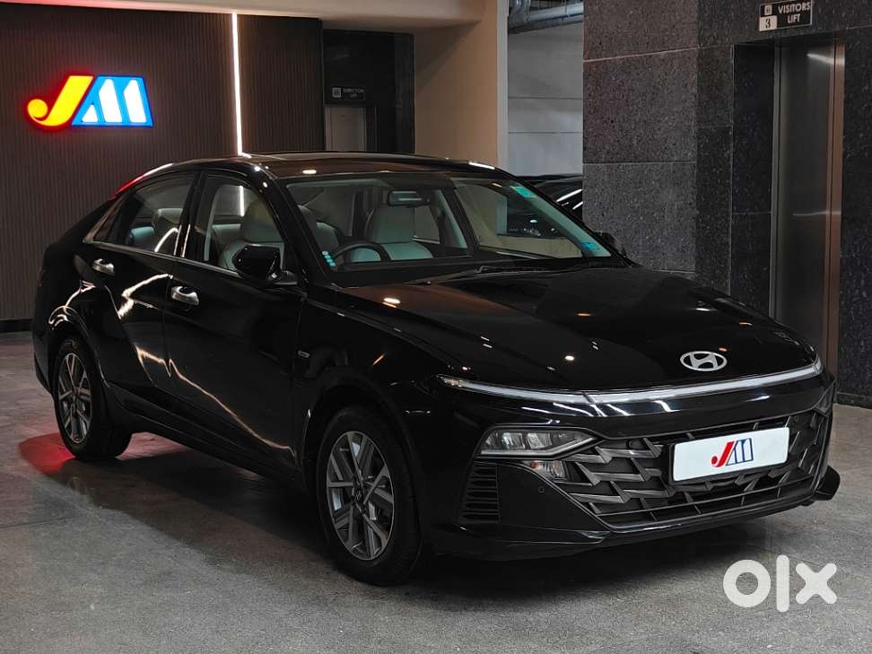 Hyundai Verna Sx 1.5 Petrol Ivt, 2023, Petrol