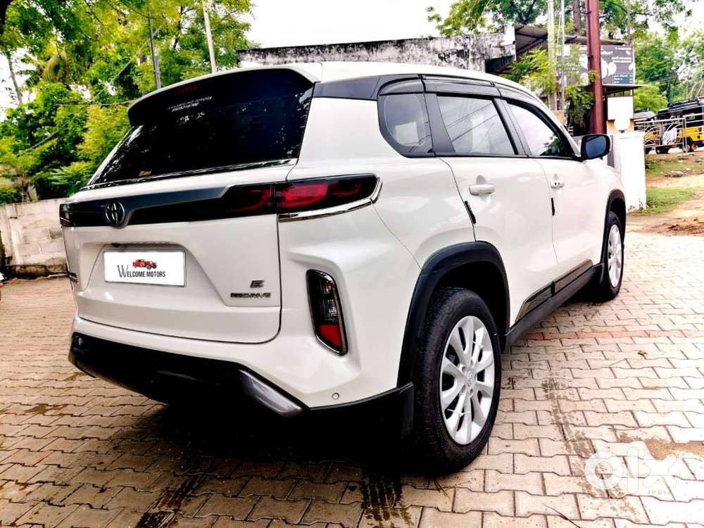 Toyota Urban Cruiser Hyryder 1.5 E Neo Drive, 2024, Petrol