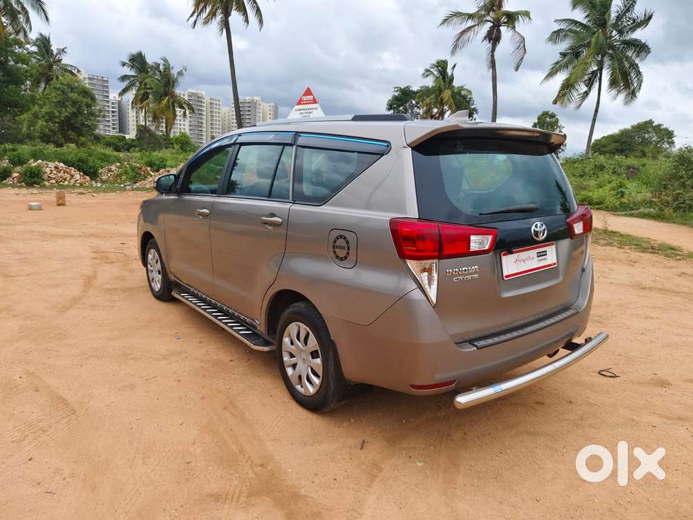 Toyota Innova Crysta 2.4 G Mt, 2023, Diesel