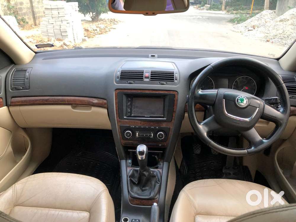 Skoda Laura Elegance 2.0 Tdi Cr Mt, 2013, Diesel