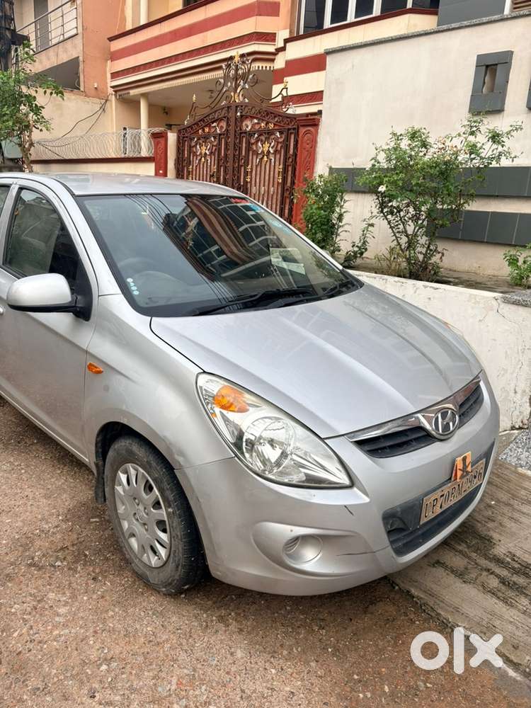 Hyundai I20 2011  Well Maintained  Touch Screen  Premium Speakers