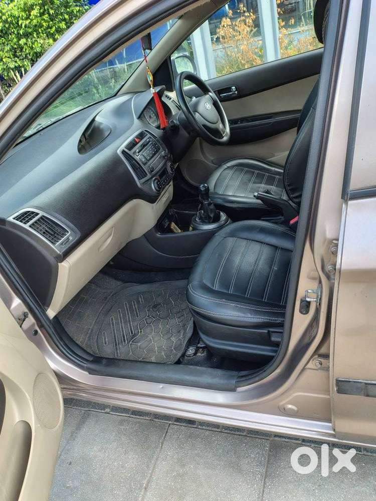 Hyundai I20 2012-2014 Magna Optional 1.2, 2014, Cng & Hybrids