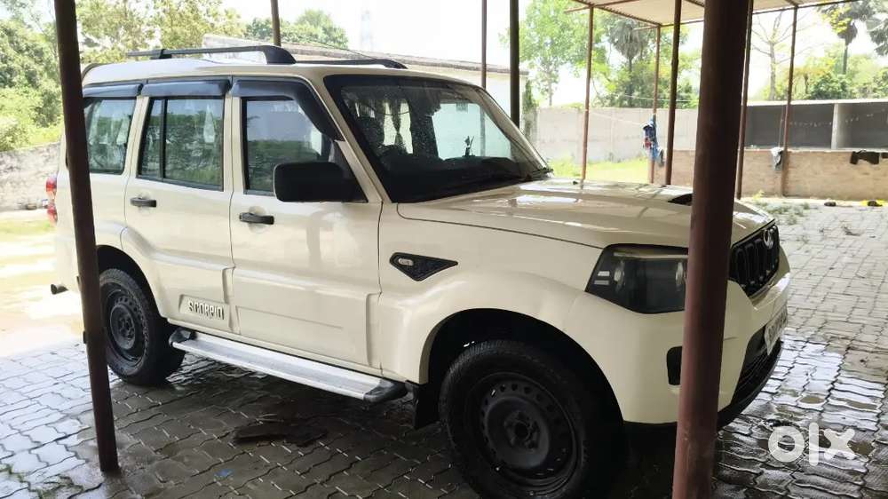 Maruti Suzuki Ertiga 2022 Cng & Hybrids 65000 Km Driven
