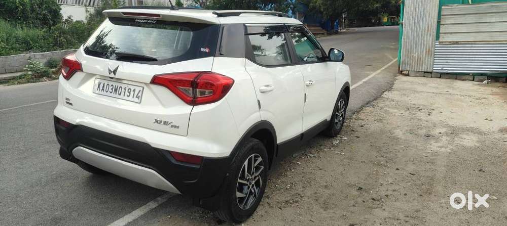 Mahindra Xuv300 W8 (o) 1.5 Diesel Amt, 2023, Diesel