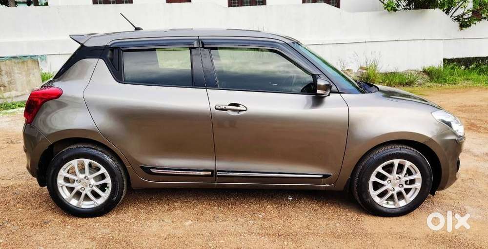 Maruti Suzuki Swift Zxi Plus Amt Dual Tone, 2018, Petrol