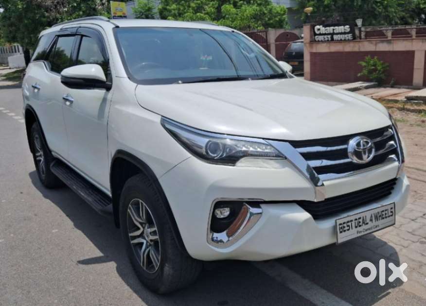 Toyota Fortuner 4x2 At 2.8 Diesel, 2020, Diesel