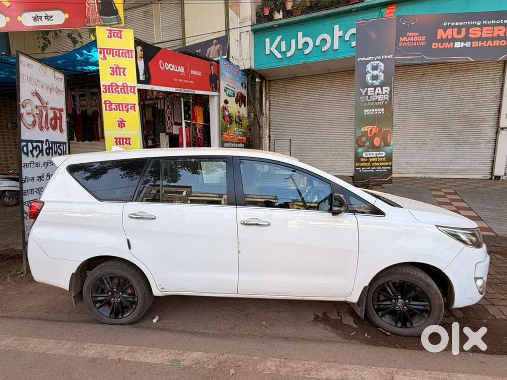 Toyota Innova Crysta 2018 (facelifted)